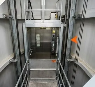 Service lift inspection